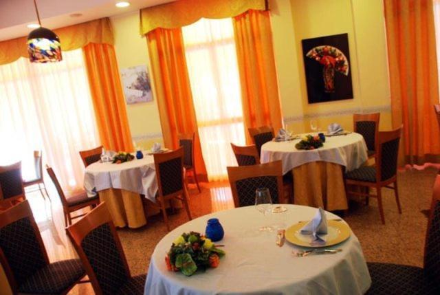 Hotel San Giacomo 몬테프란도네 외부 사진
